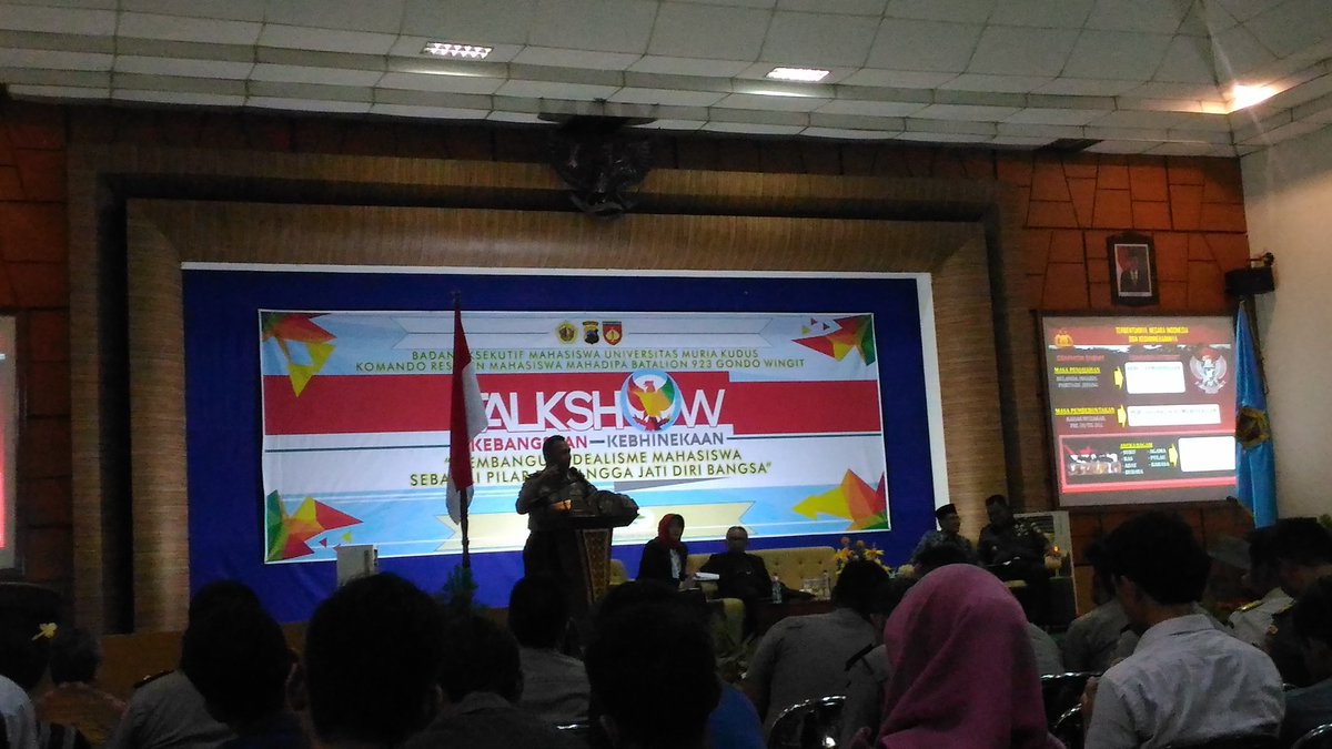 Penyampaian materi oleh Ka.Polda Jateng pada Talkshow Kebangsaan Kebhinekaan <a href="/bemumk/">BEM Univ Muria Kudus</a>