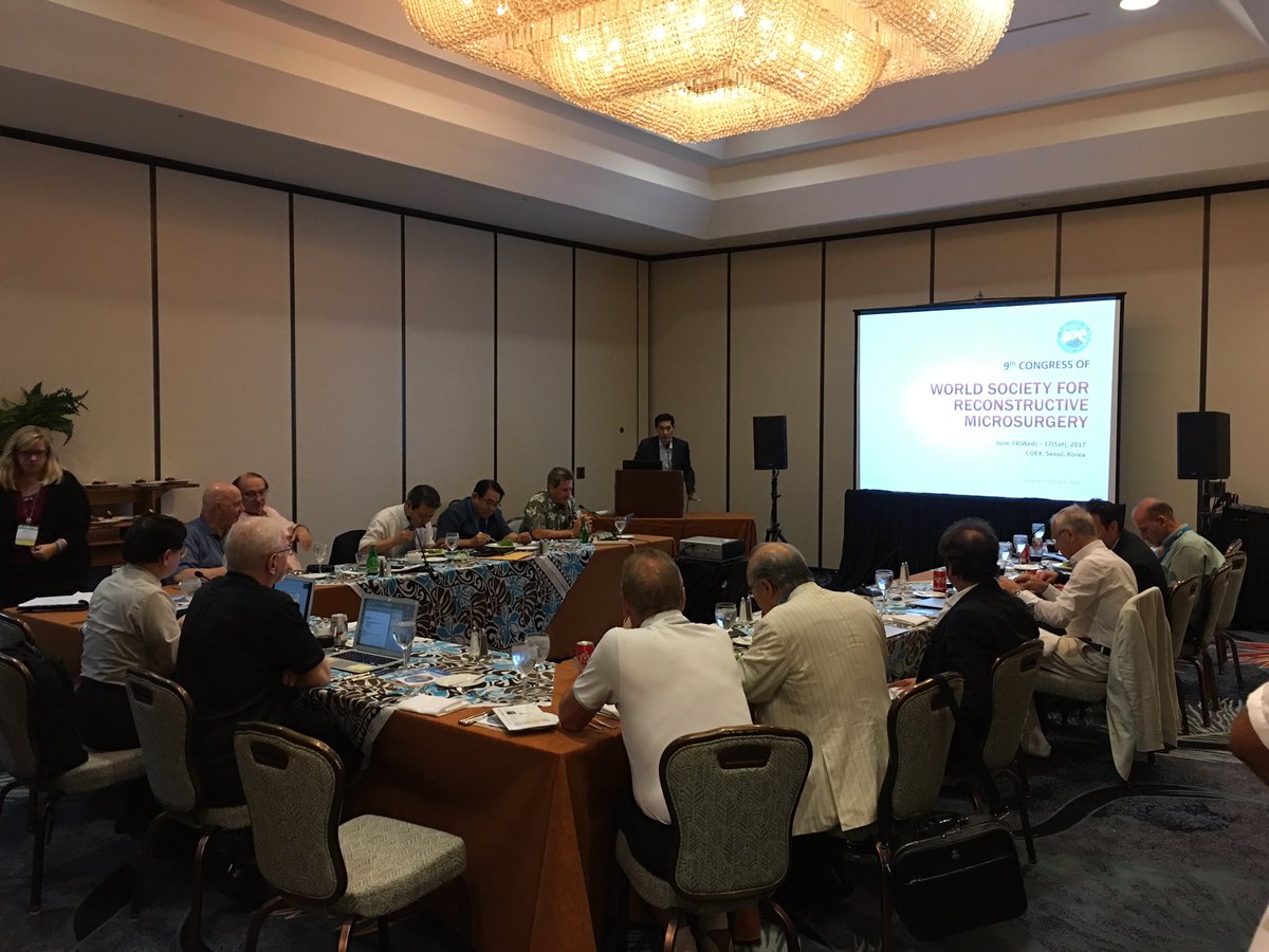 Presenting the update on #wsrm2017 at the #wsrm council meeting in Hawaii ASRM. 
The theme is "Bridging the gap". Bridge your gap in Seoul!!