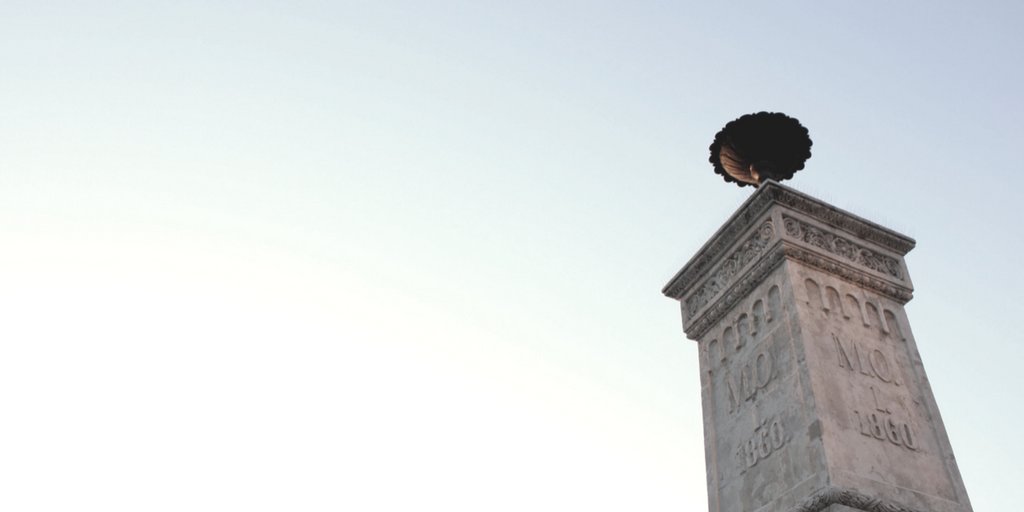 Florentandco's tweet photo. Fashion inspiration can come from anywhere, even architecture #inspiration #beauty #fashiondesign #architecture https://t.co/xeC3uDli0P
