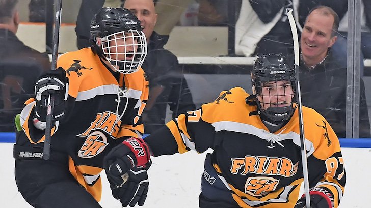 Dylan_Butler's tweet photo. What a comeback for @STAHSHOCKEY, which rallied from a two-goal deficit in the third to beat Chaminade. https://t.co/e0QTO0yIj1 https://t.co/9kQIb03j9z