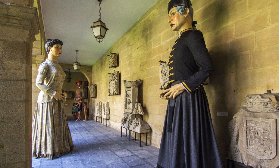 espana_guide's tweet photo. Interesado en la cultura #vasca? Entonces estos 4 museos son de visita obligada! https://t.co/seoNTBbYbF https://t.co/pphjBYFSML