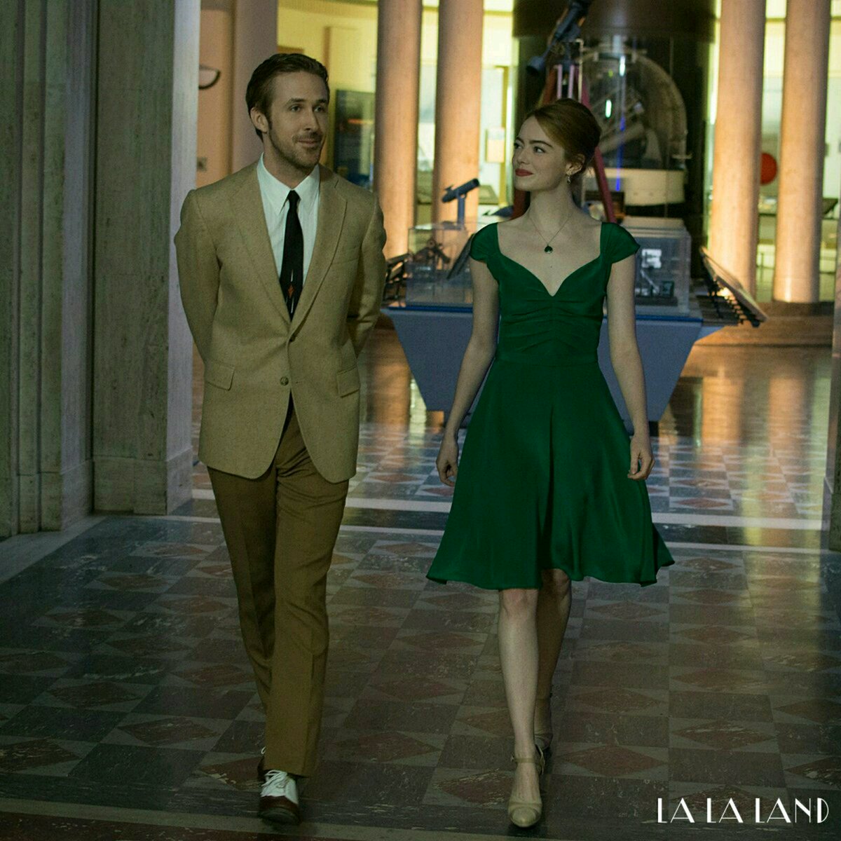 amierazrul's tweet photo. #LalaLand teaches us no matter how deep you fall in love with someone, sometimes you're just not meant to be 😭💔 https://t.co/UCegjRMPQY