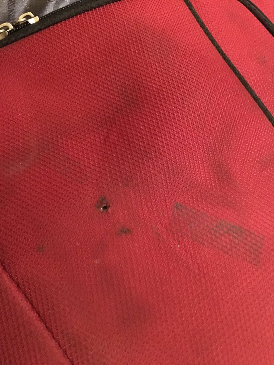 JPDESJ4RDINS's tweet photo. @delta happy with my vegas - beijing flight . Not happy with your ground crew making a burn hole in my suitcase with a cigarette. https://t.co/XEdorV3L7X