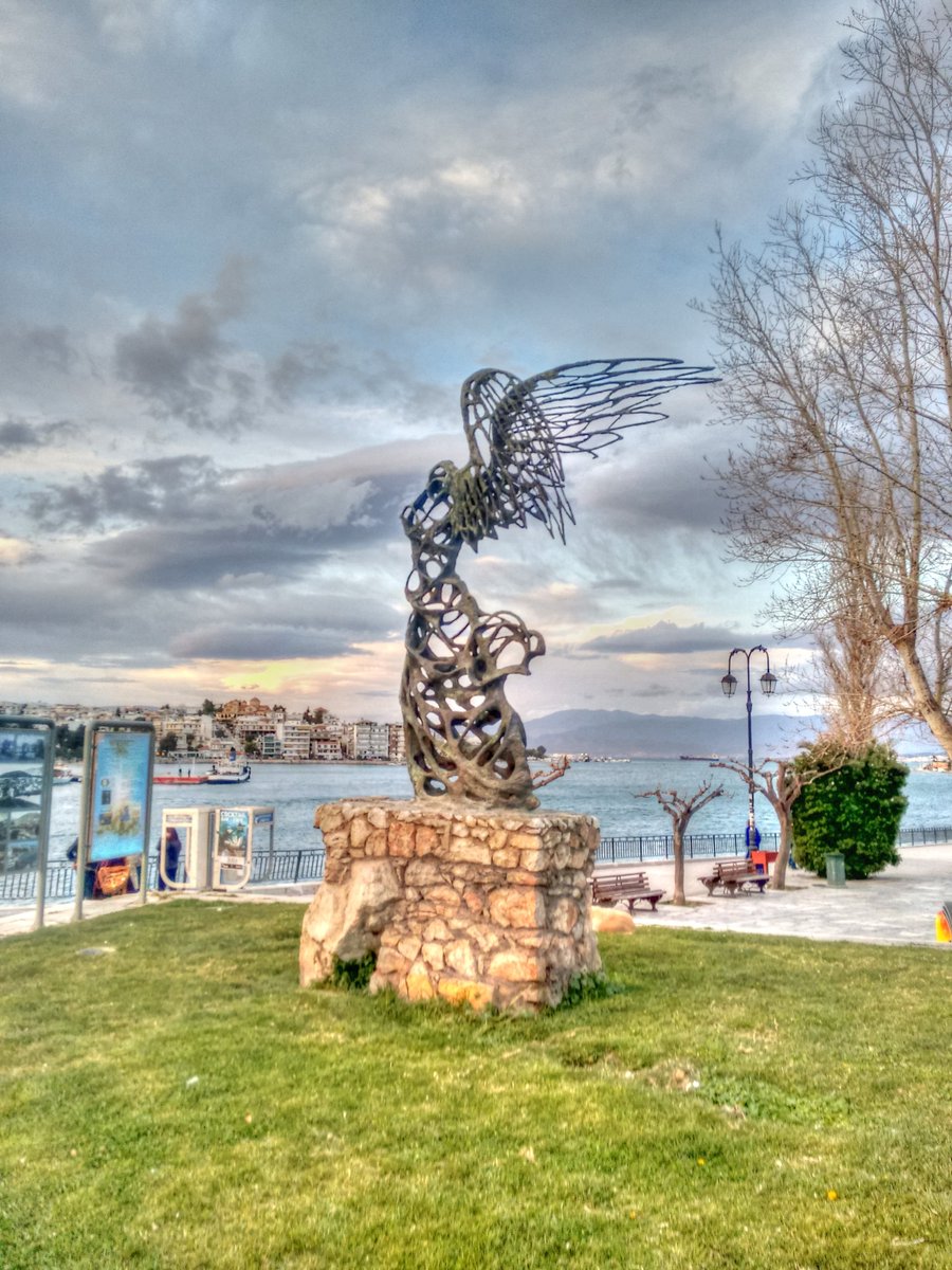 DforDimitris's tweet photo. Η Νίκη της Σαμοθράκης #Chalida #OLDBRIDGE https://t.co/ezgRyH26hX
