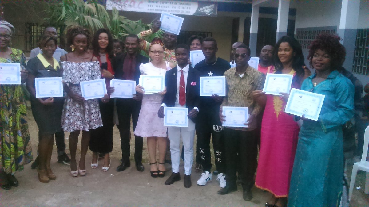 MpotSerie's tweet photo. La productrice comédienne @BanaBlanche fin de formation.Une détermination toujours en quête de savoir @ecrans_noirs https://t.co/wThR3WtimB