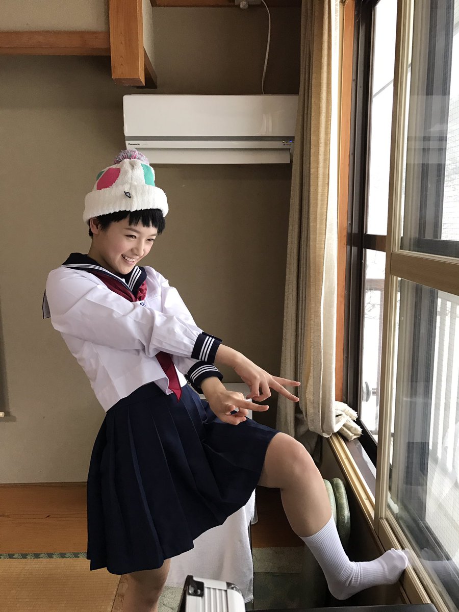 向井藍 Ai Mukai 制服とニット帽 向井藍 Ai Mukai 制服とニット帽