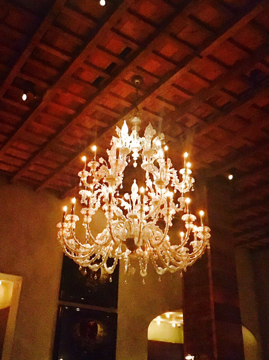 Centimebijou's tweet photo. Would this fit over my bathtub...maybe if I had a bigger bathroom! @GPHhotel was the last stop in our hotel bar tour of #NYC https://t.co/7fiGbeEvzk