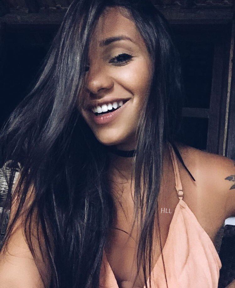 he1lle's tweet photo. Não sei dizer qual está mais linda, salvem todas 💕 https://t.co/HabR52gmYE