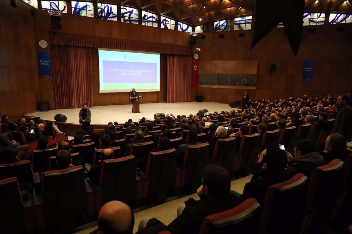 Seher vaktinin bereketi ve faziletini muhabbet ile taçlandırdık...
Cihannüma Derneği'nin Sabah Namazı Buluşmaları'ndayız