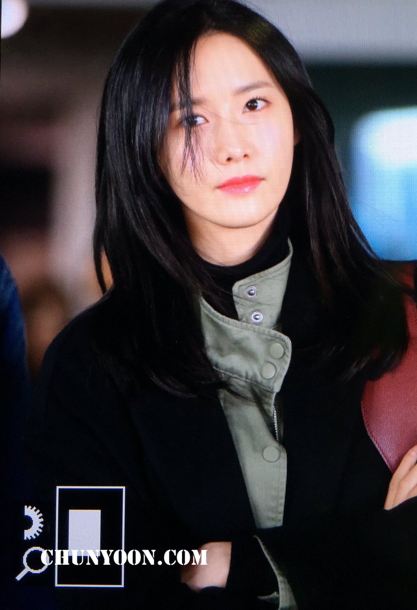 [PIC][14-01-2017]YoonA trở về Hàn Quốc vào hôm nay C2HYewhUsAA7T43