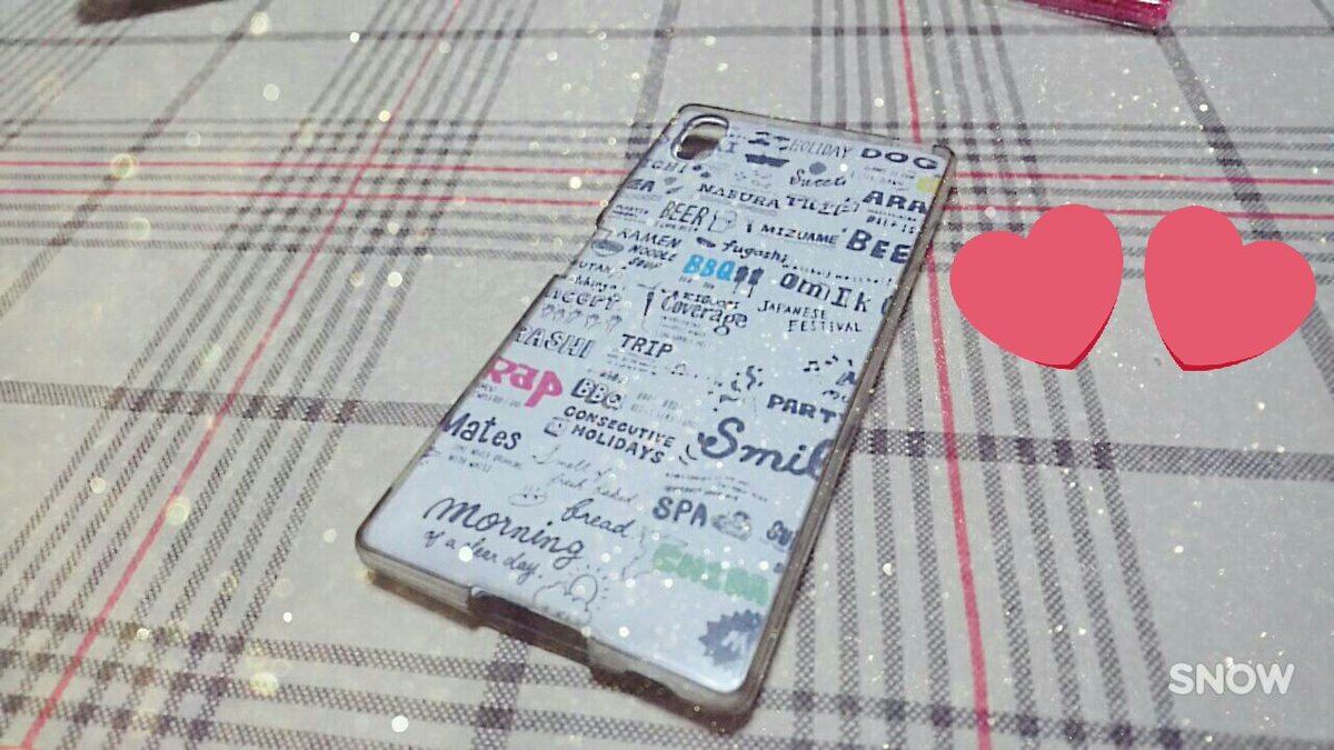 sklove3104's tweet image. あゆはぴ柄スマホカバー作り方💕
Android&amp;amp;iPhone
材料
印刷した紙(自分のはあゆはぴ柄)
透明のプラケースまたはシェルカバー
作り方
①印刷した紙をスマホカバーの大きさに合わせて切る(カメラ部分も)
②ケースの中に入れて挟む!
完成💕
#さとかなhandmade