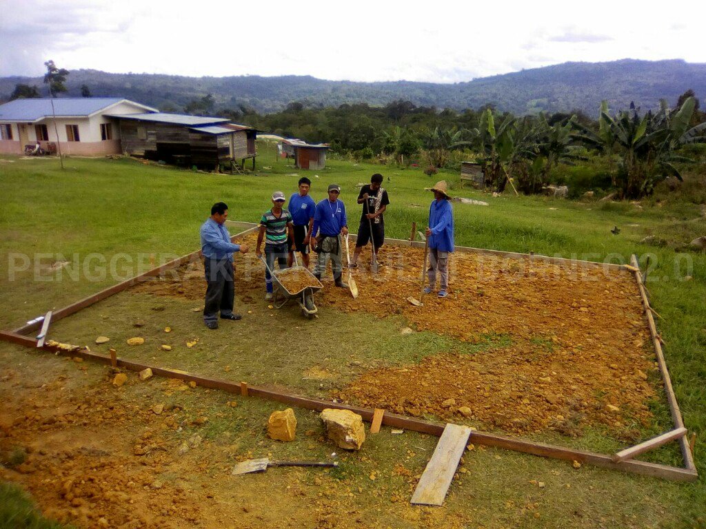 ppbofficials's tweet photo. PPB UPDATE

proses membina base untuk mini library di Kg. Lumampau, Sabah! https://t.co/TLaoPcHphG