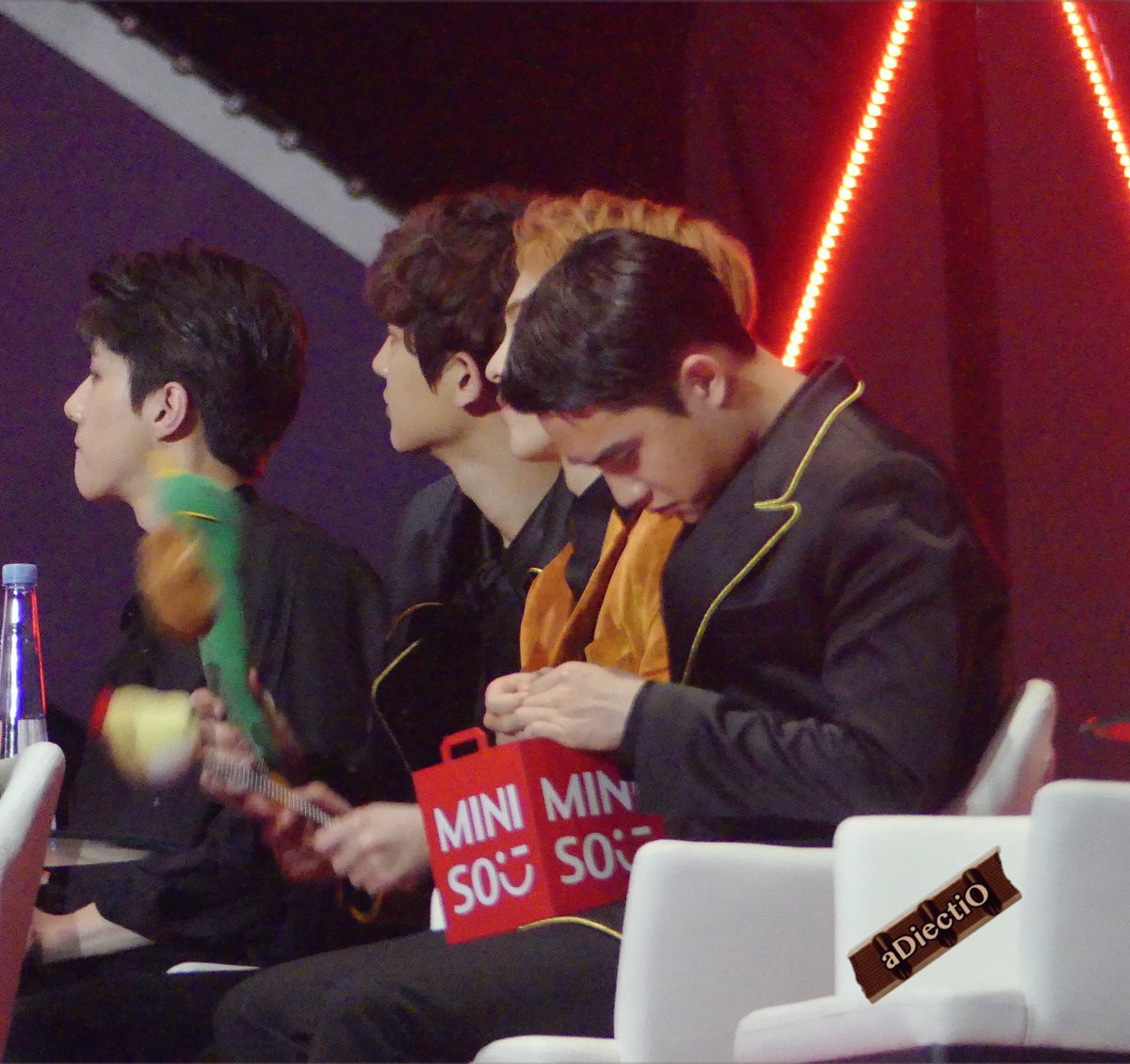 aDiectiO0112's tweet photo. 【preview】170114 GDA
경수아…JPG…ㅋㅋㅋㅋㅋ https://t.co/TUlC9xzXQ4