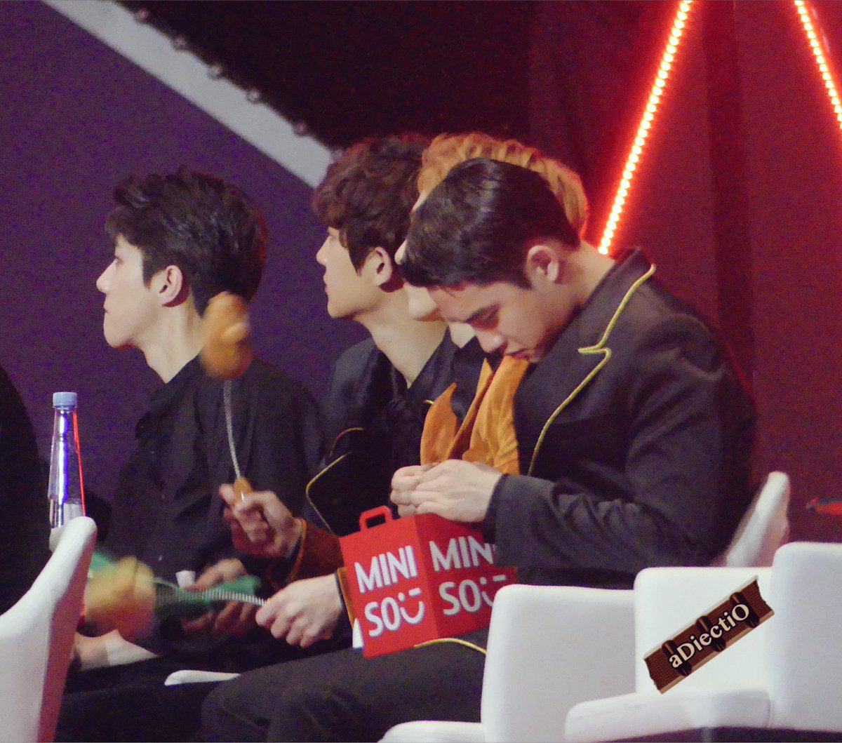 aDiectiO0112's tweet photo. 【preview】170114 GDA
경수아…JPG…ㅋㅋㅋㅋㅋ https://t.co/TUlC9xzXQ4