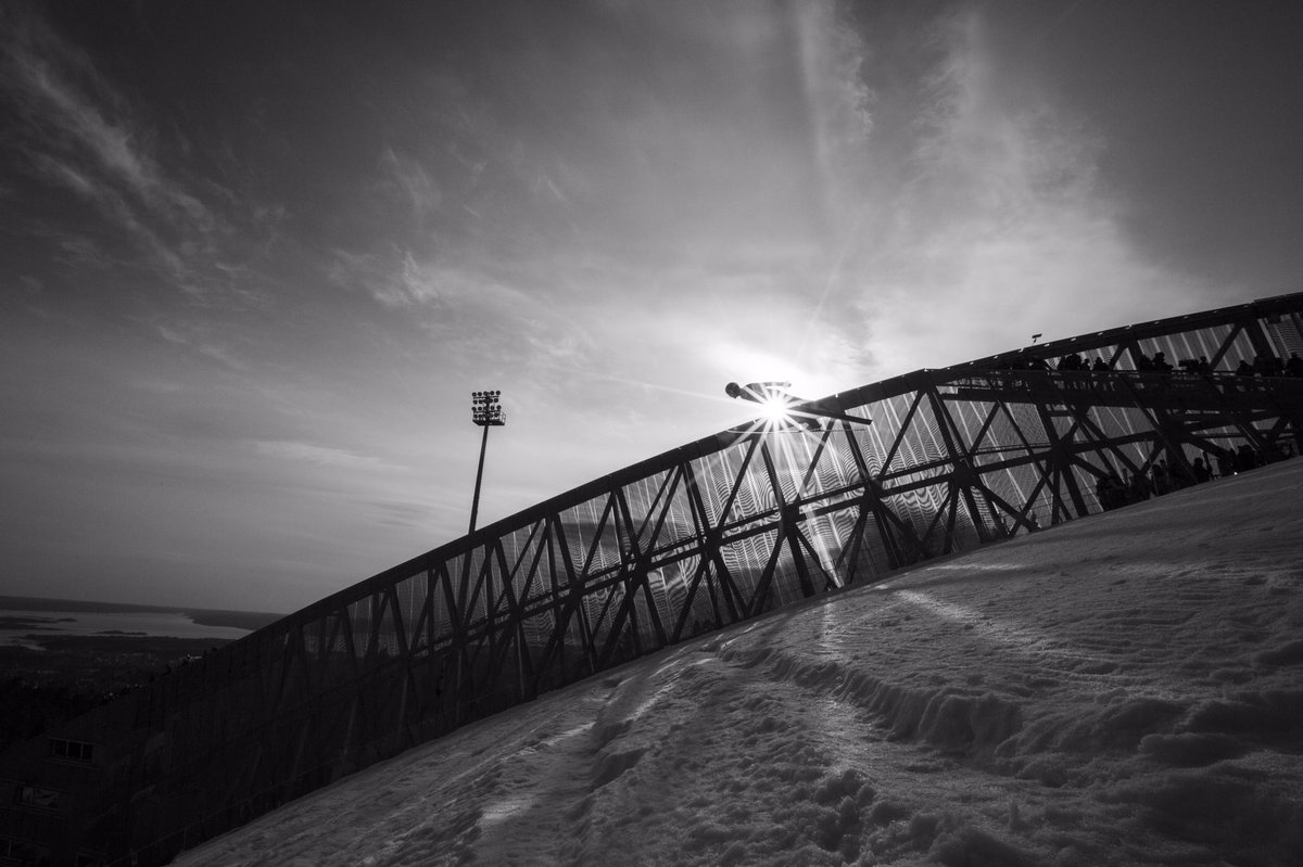 The sun in #Holmenkollen looking rad 😎 #RAWAIRNorway