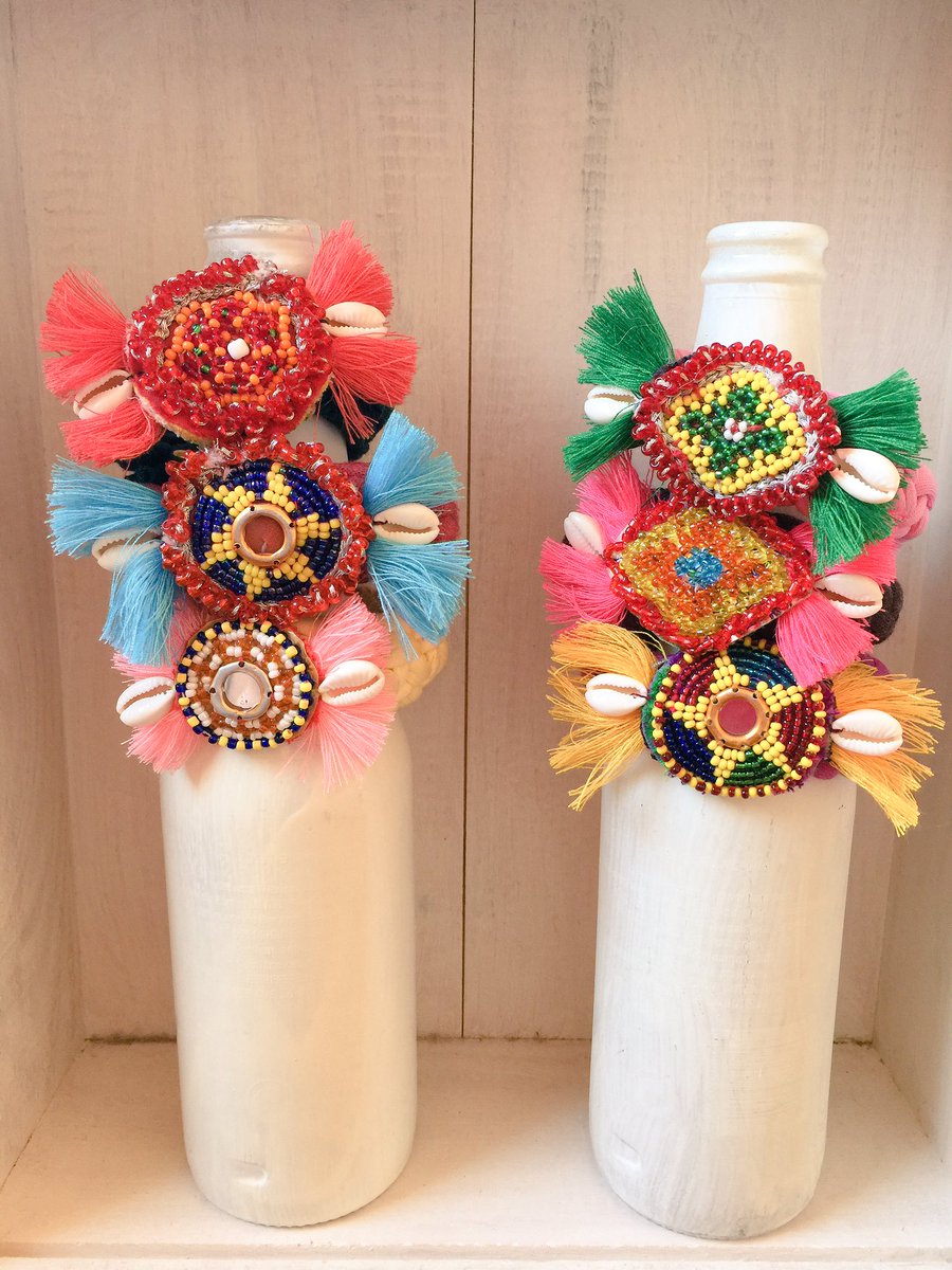 pippa_and_me's tweet photo. New!! Brazaletes Kuchi 💜 #brazaletes #hechoamanoconamor #complementosqueenamoran #hippiechic #bohostyle #banjara #patches #crowie #tassels https://t.co/ntut36dxRb