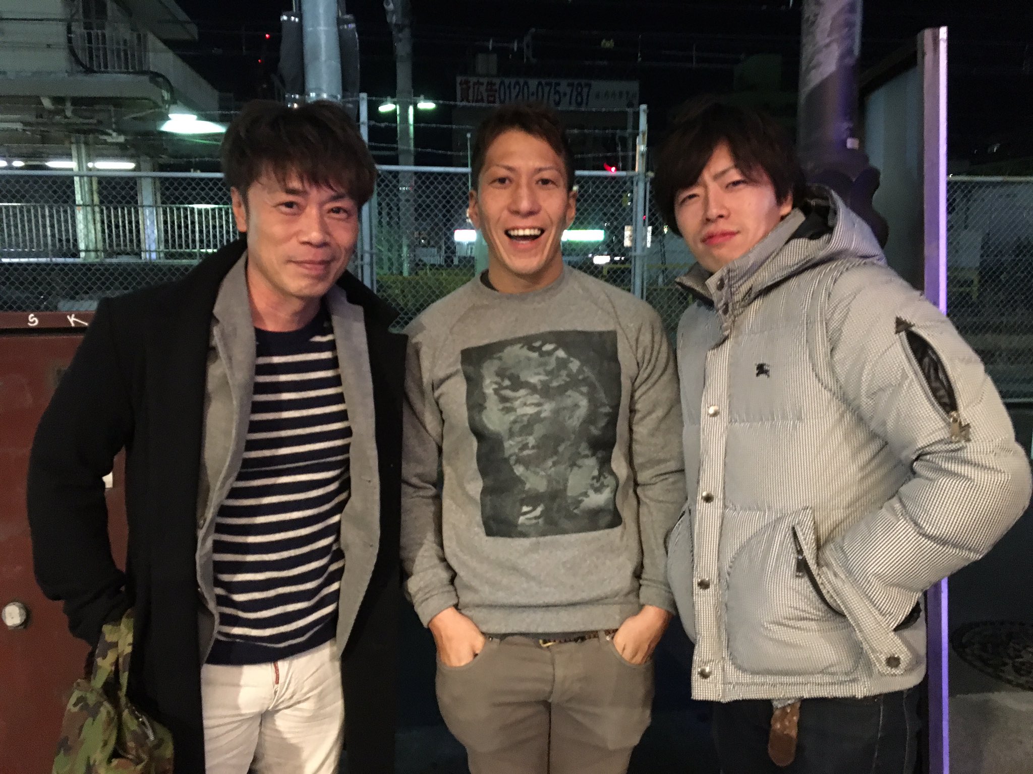 AV男優 大島丈 on X: 紋℃組新年会に顔出ししてきたよ！ 花岡Jさんは写真NGのためここにはおらず…うーん、残念。 黒田悠斗＆玉木怜♡  t.co77FhFyLgas  X