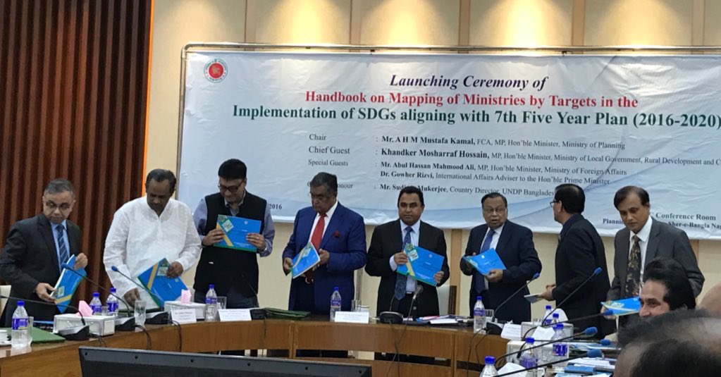 NoAllWhitePanel's tweet photo. Was this an #allmalepanel @UNDP_BD? #Goal5 #SDGs @AOrdonez #genderequality #Asia #women #heforshe #accountability #secretaidworker https://t.co/7X8TTmb0rm