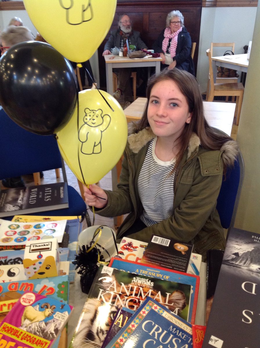 BBCSussex's tweet photo. #giveagiftday #stpaulsworthing @gw_amanda #yougest #volunteer #Lucie helping out on the #bookstall https://t.co/kSkeG9lJuI