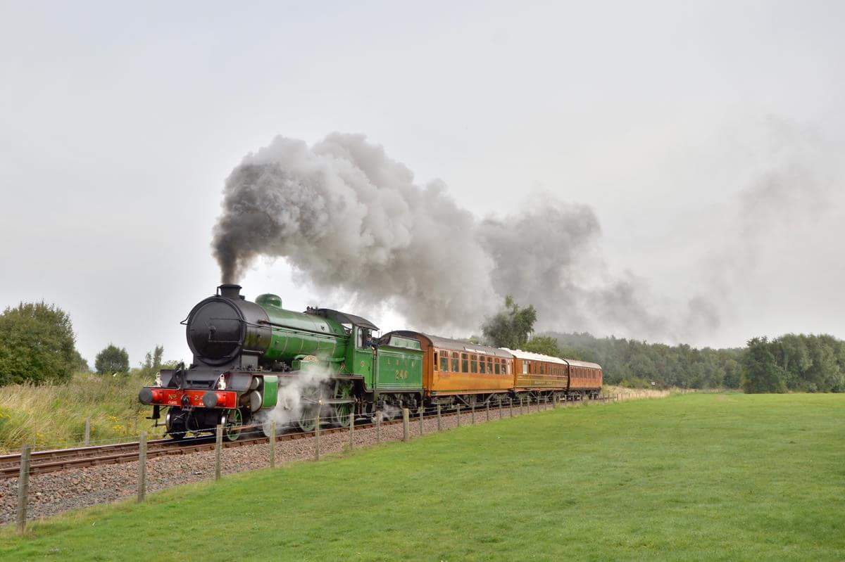 Now is your chance to help restore sole surviving D49, Morayshire, to steam once again. mydonate.bt.com/events/moraysh… ^JS