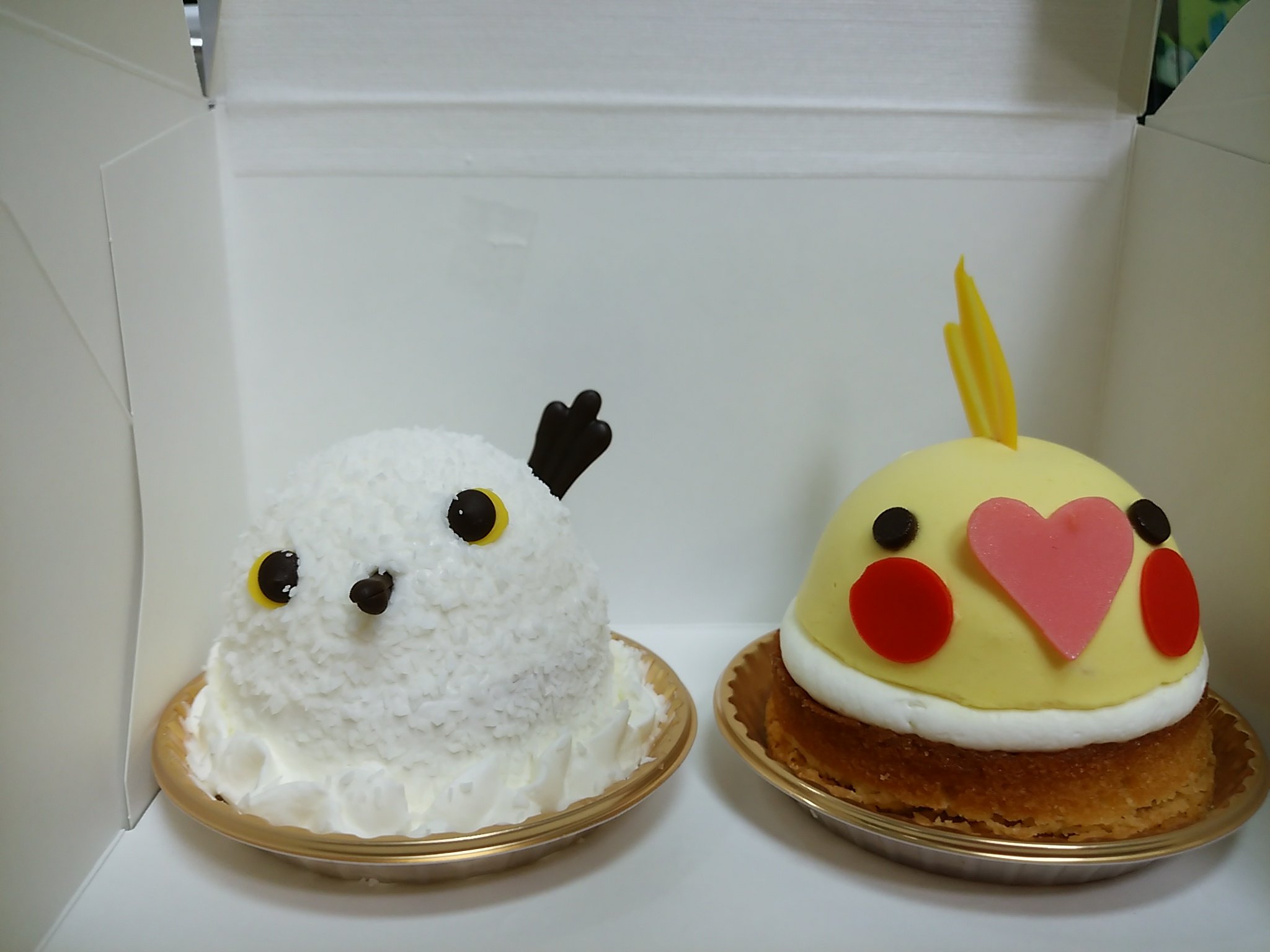 カトゥ 5 4 東5 ふ44b 超閃華 パティスリー スワロウテイルさんのケーキ シマエナガ オカメインコ 可愛いし美味しい 期間限定で池袋東急ハンズで販売中です T Co L4smbrlbzy Twitter