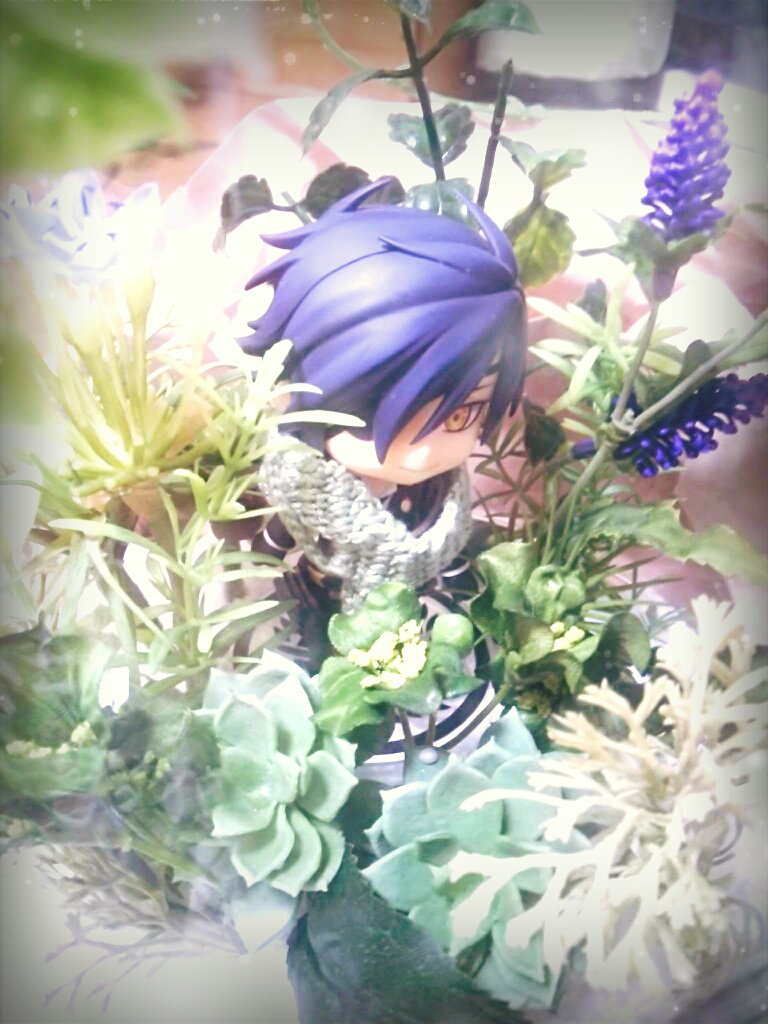 nennen93's tweet photo. スマホ越しに目線が合うたびに毎回かっこよすぎてびっくりするんですけど、動揺しすぎてなかなかその輝きを写し取りきれないんですよ。本当に。Made by XnRetro #XnRetro #xnview https://t.co/1RaZMSLoNq
