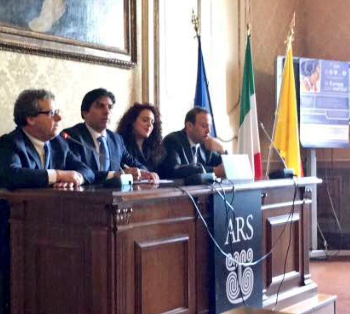 fi_giovani's tweet photo. #Noncifermiamomai @FI_Giovani #Palermo ieri in conferenza stampa con @miccichesud e @SalvoPogliese X "EuropaConMerito"! @AngieCalabria https://t.co/3pZ7m42w9J
