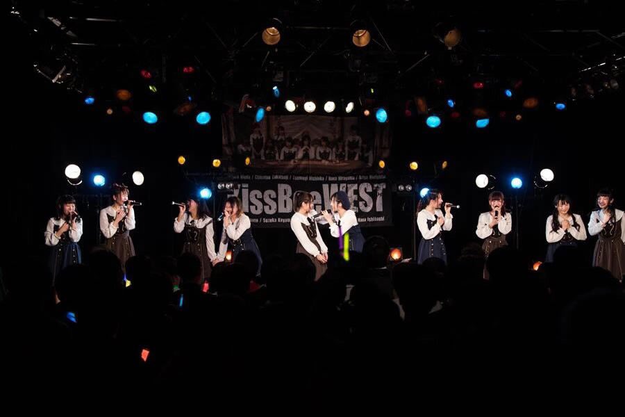 KBW_sasaki's tweet photo. 昨年末に開催した3rdワンマンの感動を！

https://t.co/h7Ws9xQ1nj

#KissBeeWEST
#拡散
#ESAKAMUSE
#ワンマンライブ
#ライブレポート https://t.co/TBgEJc3YFL