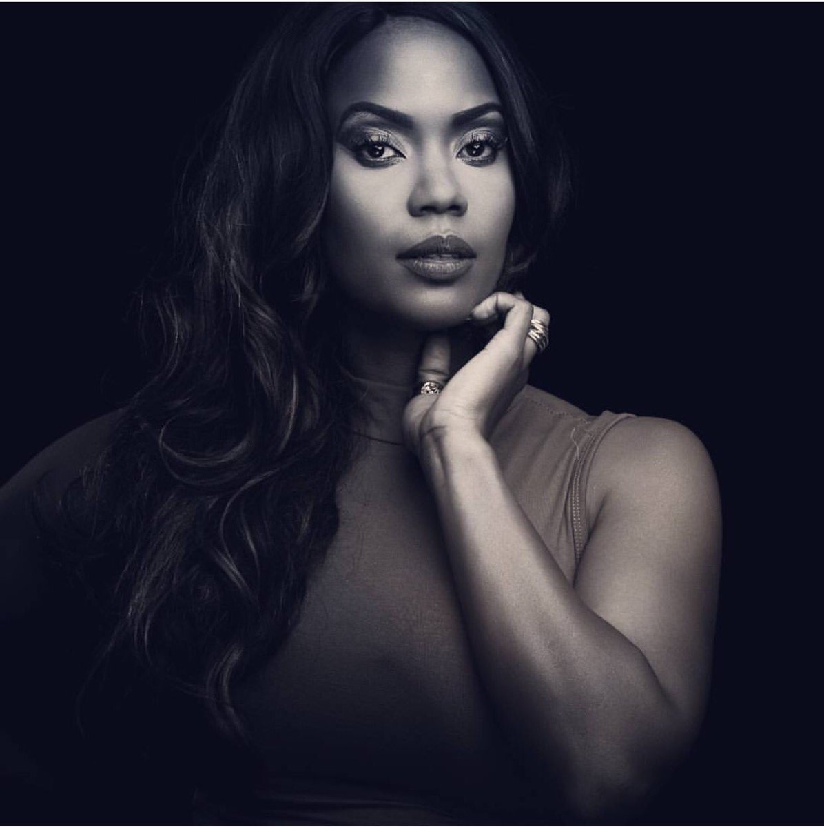 DJBashKenya's tweet photo. @HomeboyzRadio #Top4InThe254 on #OverdoseHBR.
No. 3. Amina by @Sanaipei_Tande https://t.co/maPsSJyw4u
