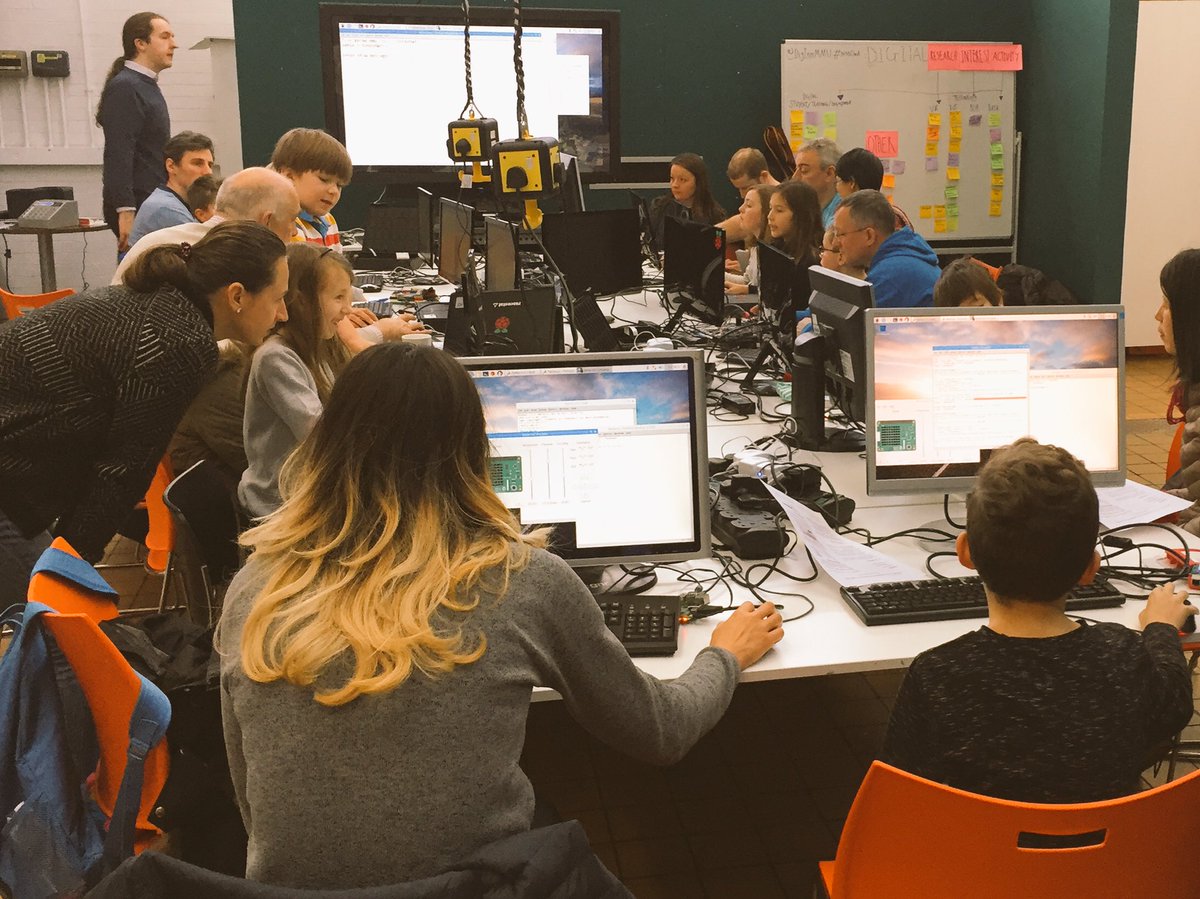 McrRaspJam's tweet photo. @McrRaspJam kicking off with a review of Pixel from @SecretImbecile https://t.co/uLkZg39tHZ