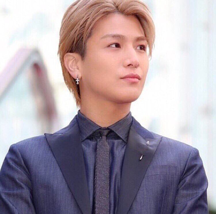 REINA_JSB_LDH's tweet photo. 岩 田 剛 典 って？？？

50RT➡️あんまかっこよくない😰💧

100RT➡️普通😑🌀

300RT➡️イケメン😳🌸

500RT➡️めっちゃイケメン😘💓

700RT➡️日本一の顔面偏差値😍💘

1000RT➡️世界に1人の神男！😇❤️

  #岩田剛典 
 #拡散希望 https://t.co/Hz5mVPyTKJ