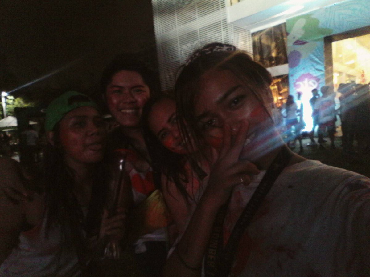scrappynbdy's tweet photo. We regret nothing. Pritititt!! #paintensity #Sinulog2017 https://t.co/Jmv1NRUSbz