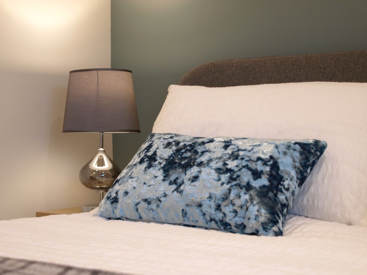 howdenshire's tweet photo. Want to give your home the look and feel of boutique accommodation? See our latest issue for tips. #howdenshireliving #homesandinteriors https://t.co/GZn32jqGL5