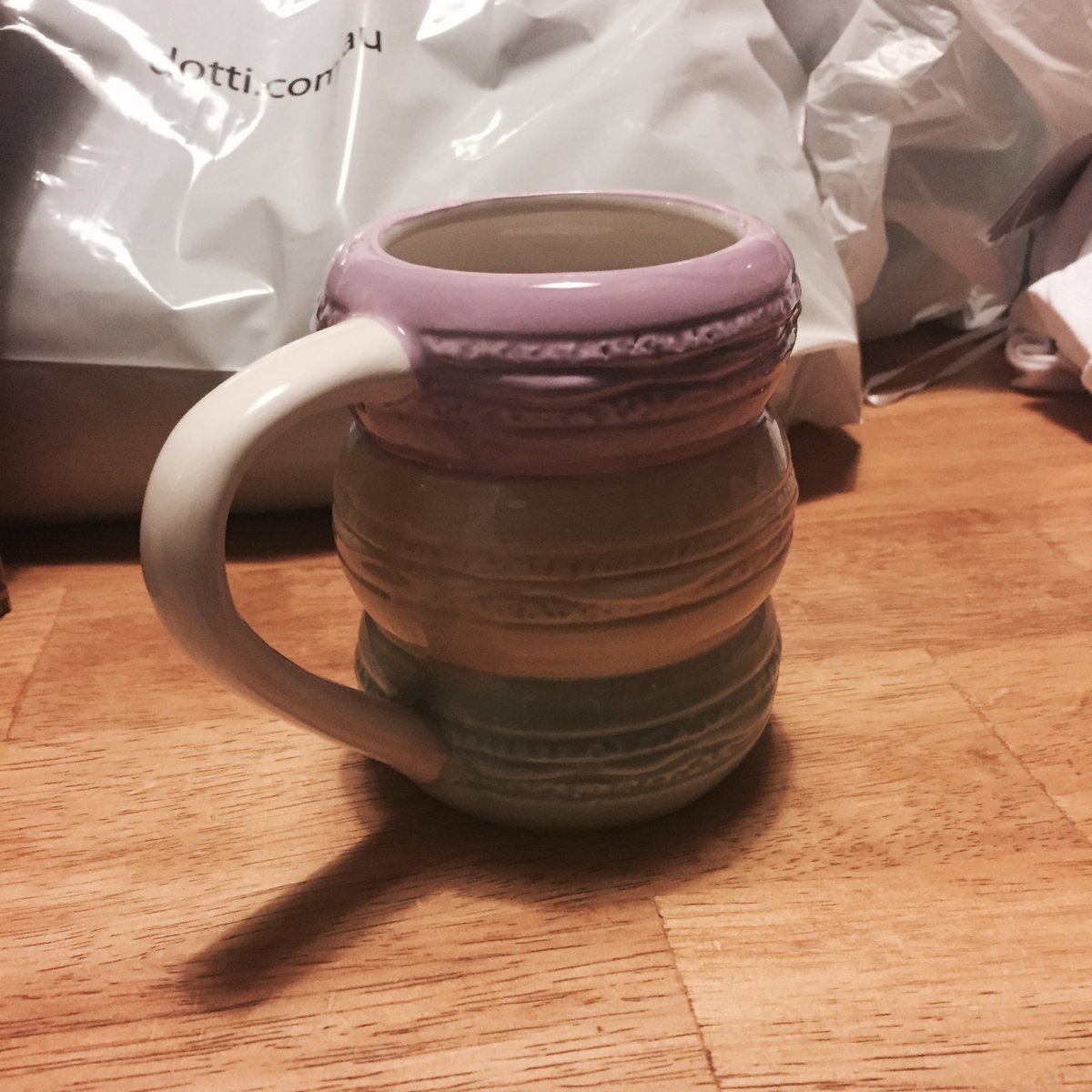posimacaron's tweet photo. bought this mug today, so cute!! can't wait to have many cups of teas with it https://t.co/8UgZbH0FU0