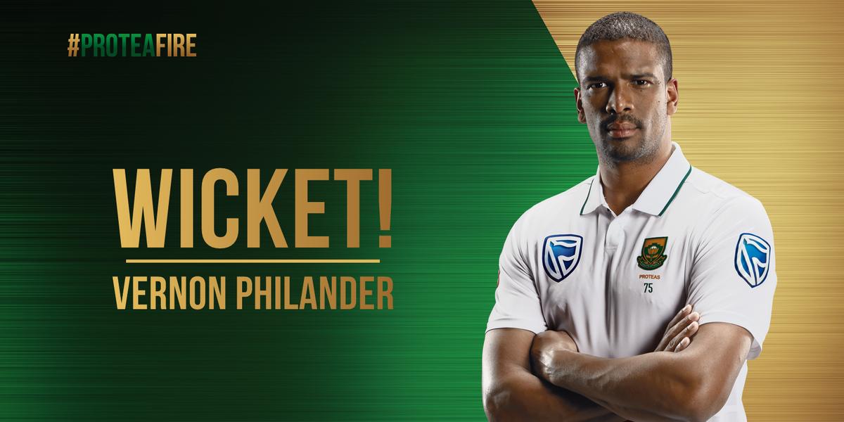 ProteasMenCSA's tweet photo. WICKET! Chandimal edges Philander to Amla at slip, who takes his first catch in his 100th Test match. SL 108/5 (f/o) #ProteaFire #Hash100 https://t.co/Qw26hv8MbT