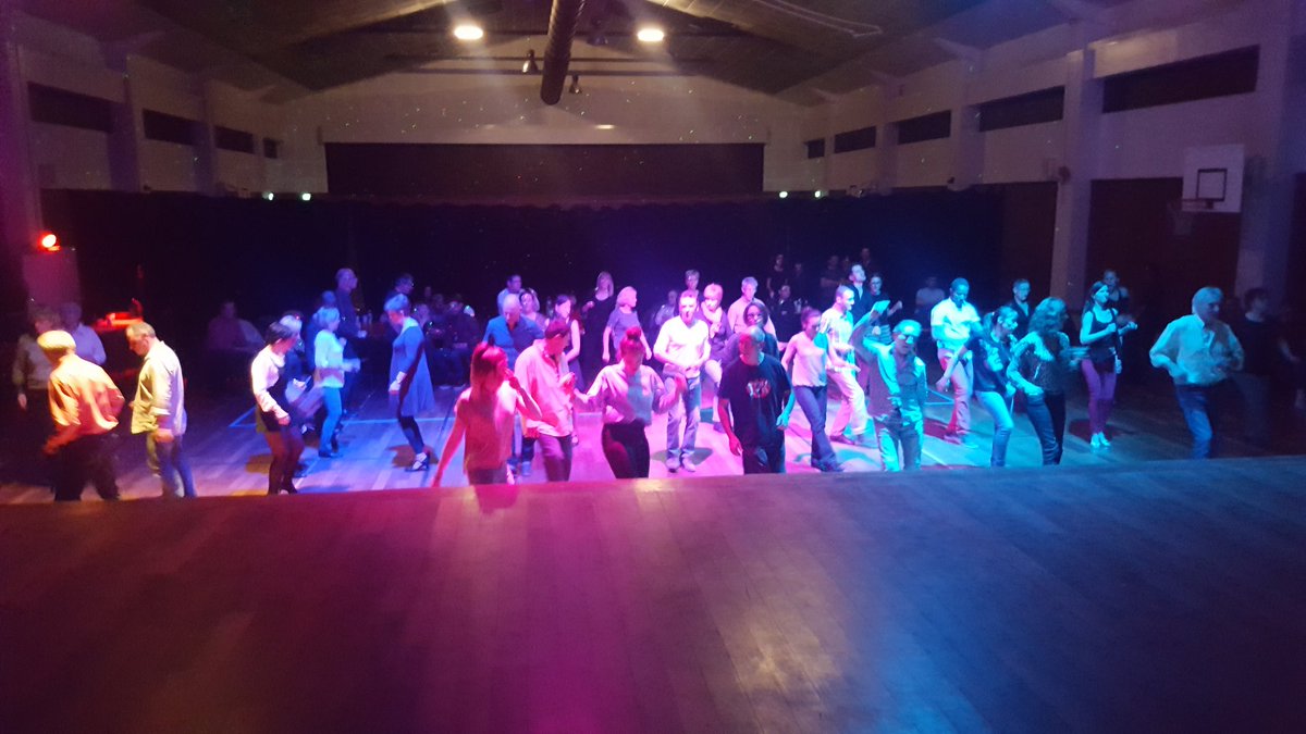 lalydanses's tweet photo. #réussite  pour la premiere #soiree  dansante de l annee https://t.co/sn6CpU6BwM