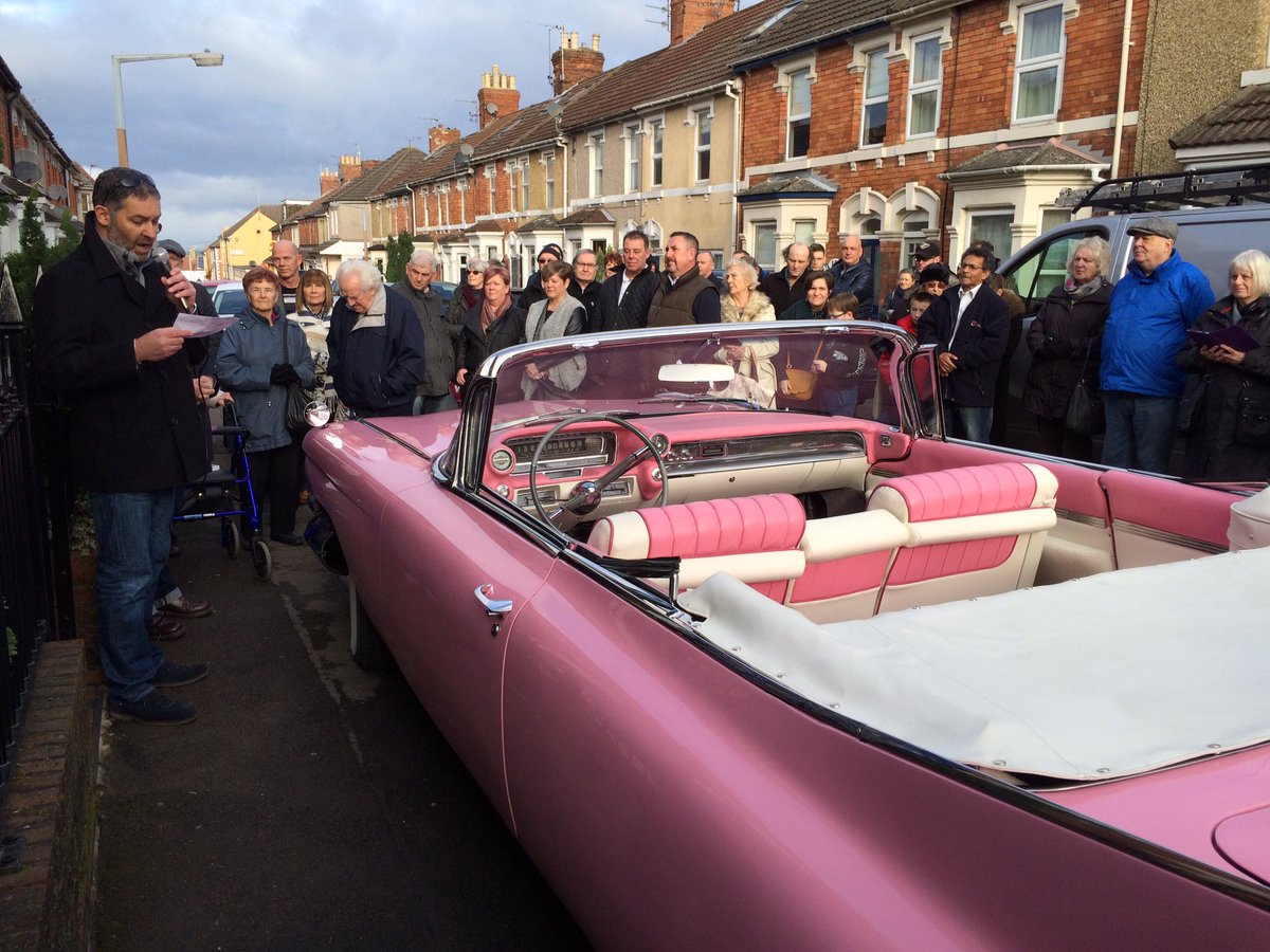 BBCWiltshire's tweet photo. A blue plaque marking the birthplace of the actress Diana Dors has been unveiled by @SwindonHeritage. https://t.co/QAJttHWoHt