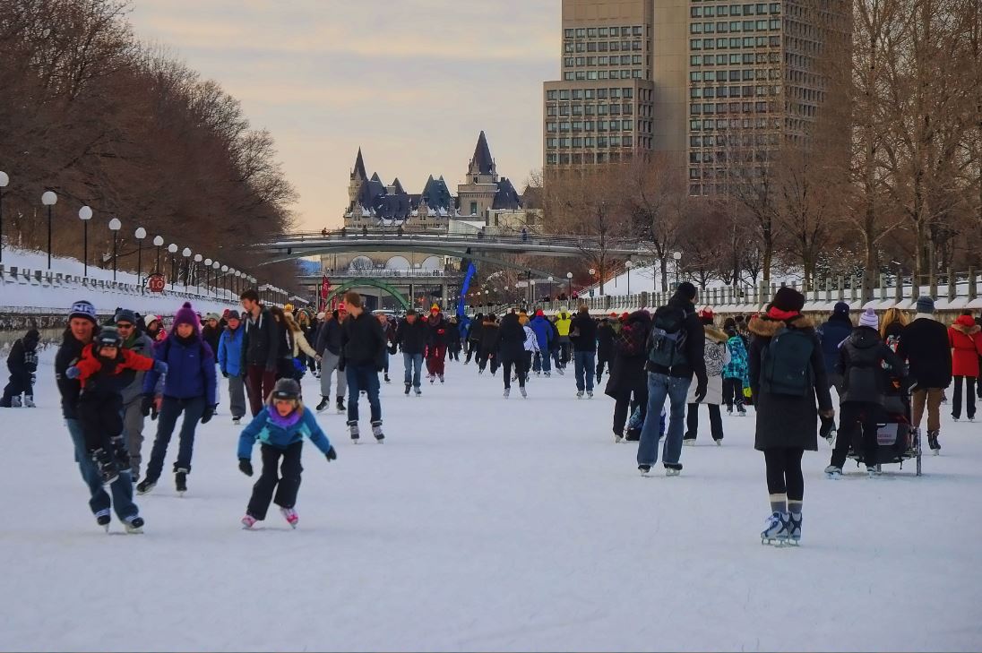 NCC_Skateway's tweet photo. Hip Hip Hooray! The #RideauCanal Skateway is OPEN! From Laurier Ave Bridge to Bronson Ave Bridge. https://t.co/vAvdCSnRmW