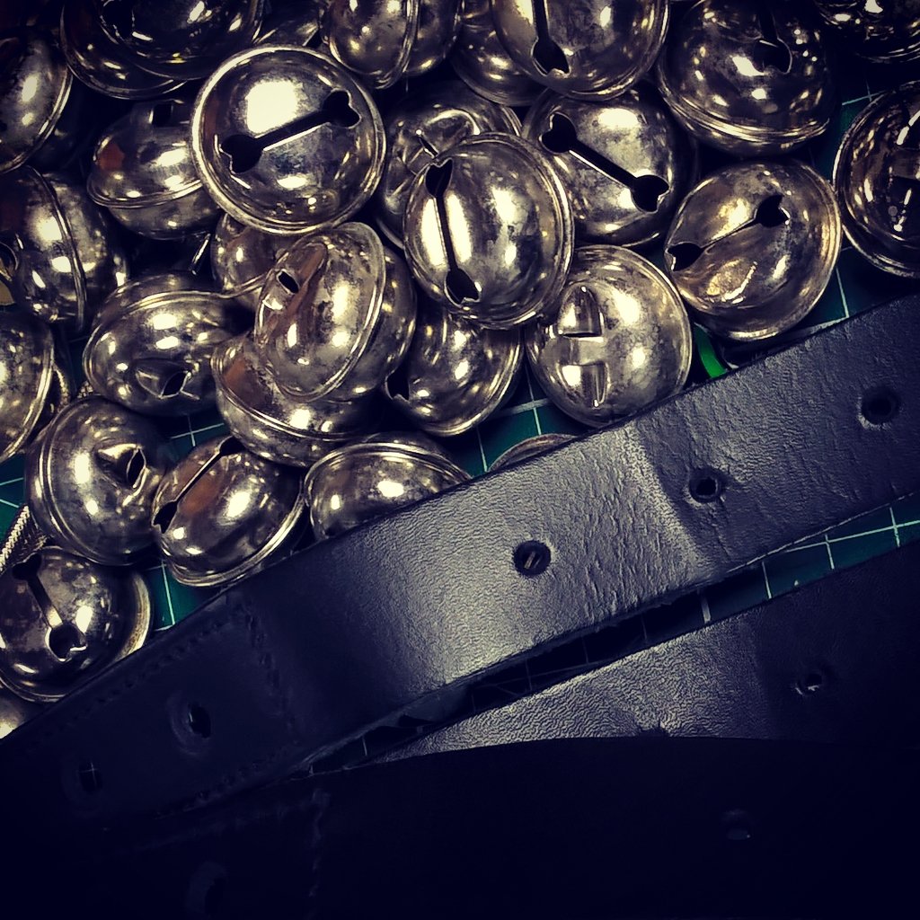 LewesianLeather's tweet photo. @BlackpowderMor1 Morris workshop this afternoon. https://t.co/Gp7Q2wOknW