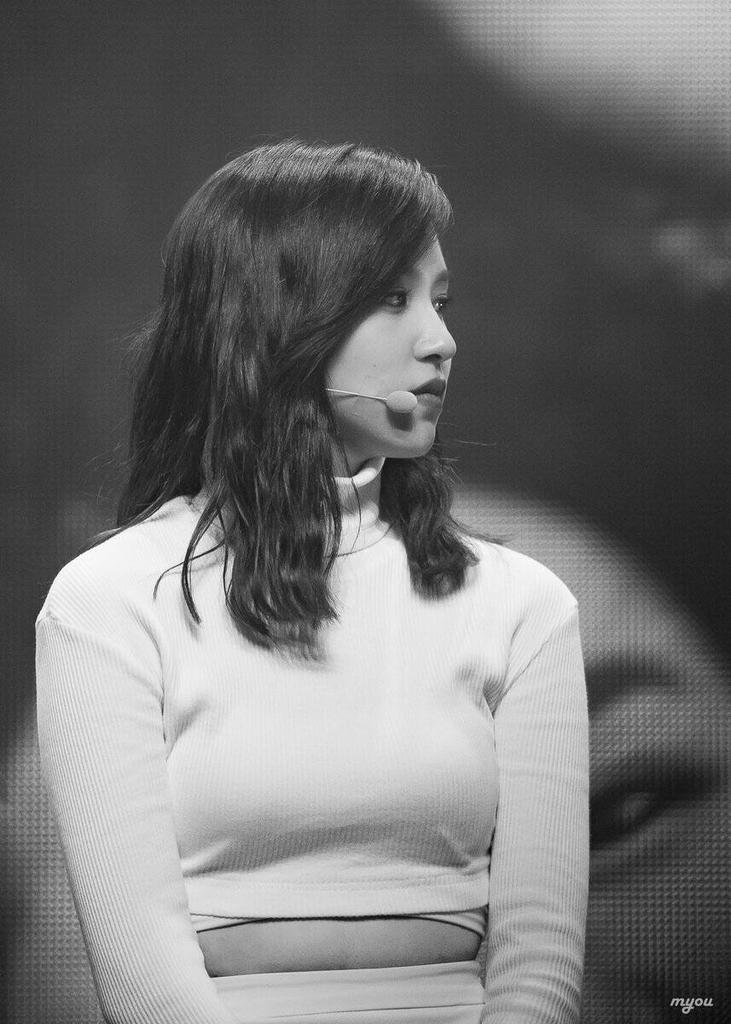 VousmeJ's tweet photo. Nite Once💕 https://t.co/vbT5TaQ8s4