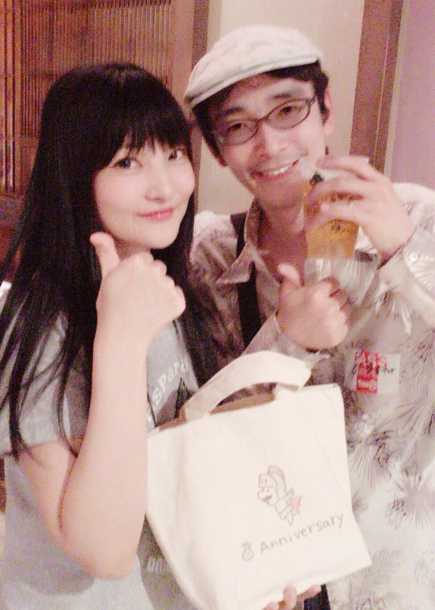 石黒千尋 チヒローズ おや 野生の神主がいらっしゃったぞ 笑 東方 Projectは昔からファンだったのですがお会いできたのは初めてで嬉しかったです Zunさん 本当にヤマダ君のドット絵そのままじゃないですか 笑 ビール がとっても似合うお茶目