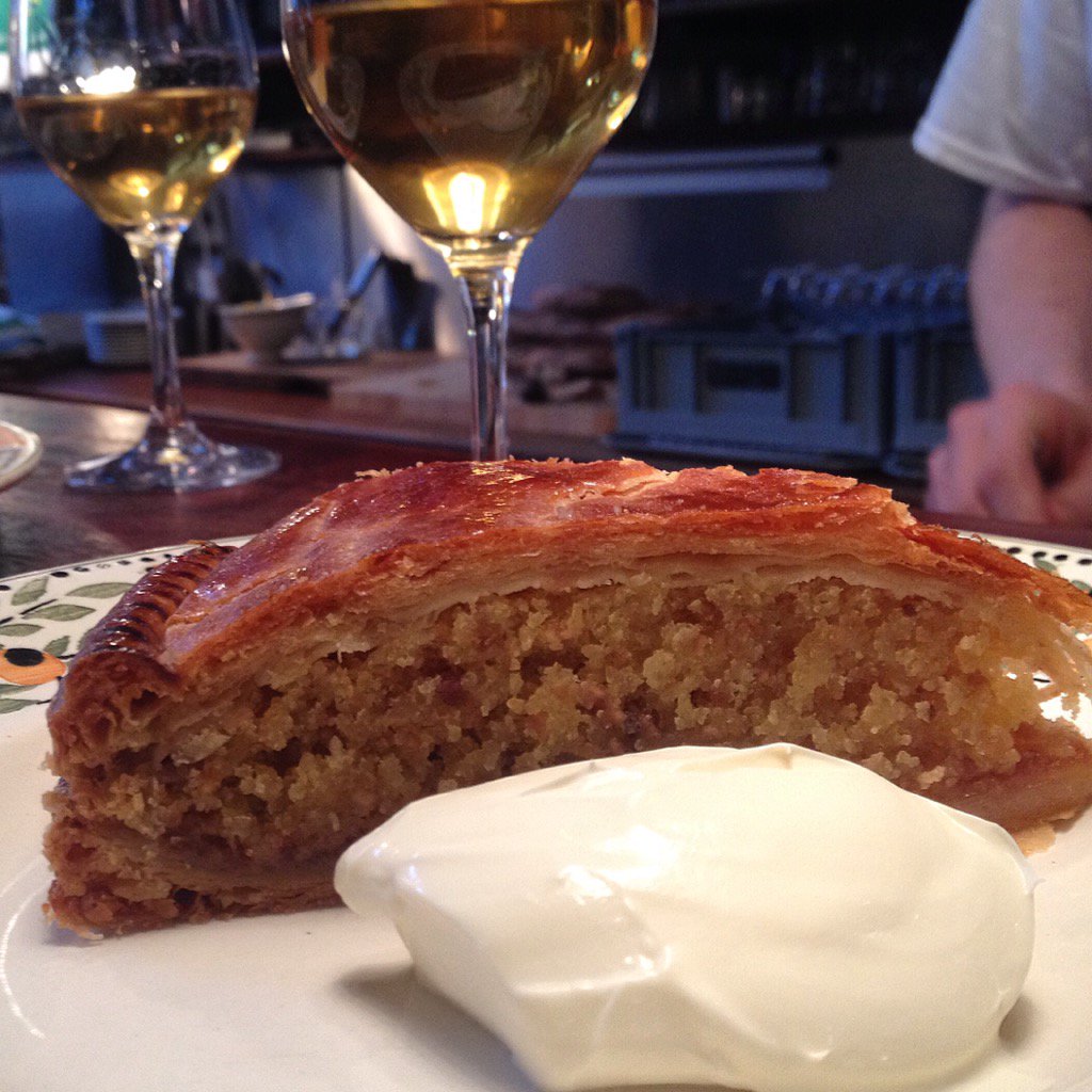 EvieSaffronS's tweet photo. None of your mimsy filling and thick pastry here. Rich, glorious #epiphanycake @40maltbystreet today #40maltbystreet https://t.co/E9MfntaTkA