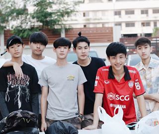 kittinursee's tweet photo. น้องของซอลงานดีใช้ได้ เพื่อนนางก็ไม่ใช้ย่อย โอ้ยยยยยขอๆๆอ่อนระทวยหมดแล้วว #hatelovetheseries😘 https://t.co/XTu67gXrjf