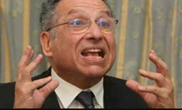 doaaash18's tweet photo. فض��يح .. فضايح
بعد ما #البرادعي_شلح_رجالته

#ممدوح_حمزة :
الميدان اصبح مكان للدعارة
والمخدرات
قول كمان ياباشمهندددز 👏

انتو فين ياثورجية 😱😱 https://t.co/OBye5rGTpR