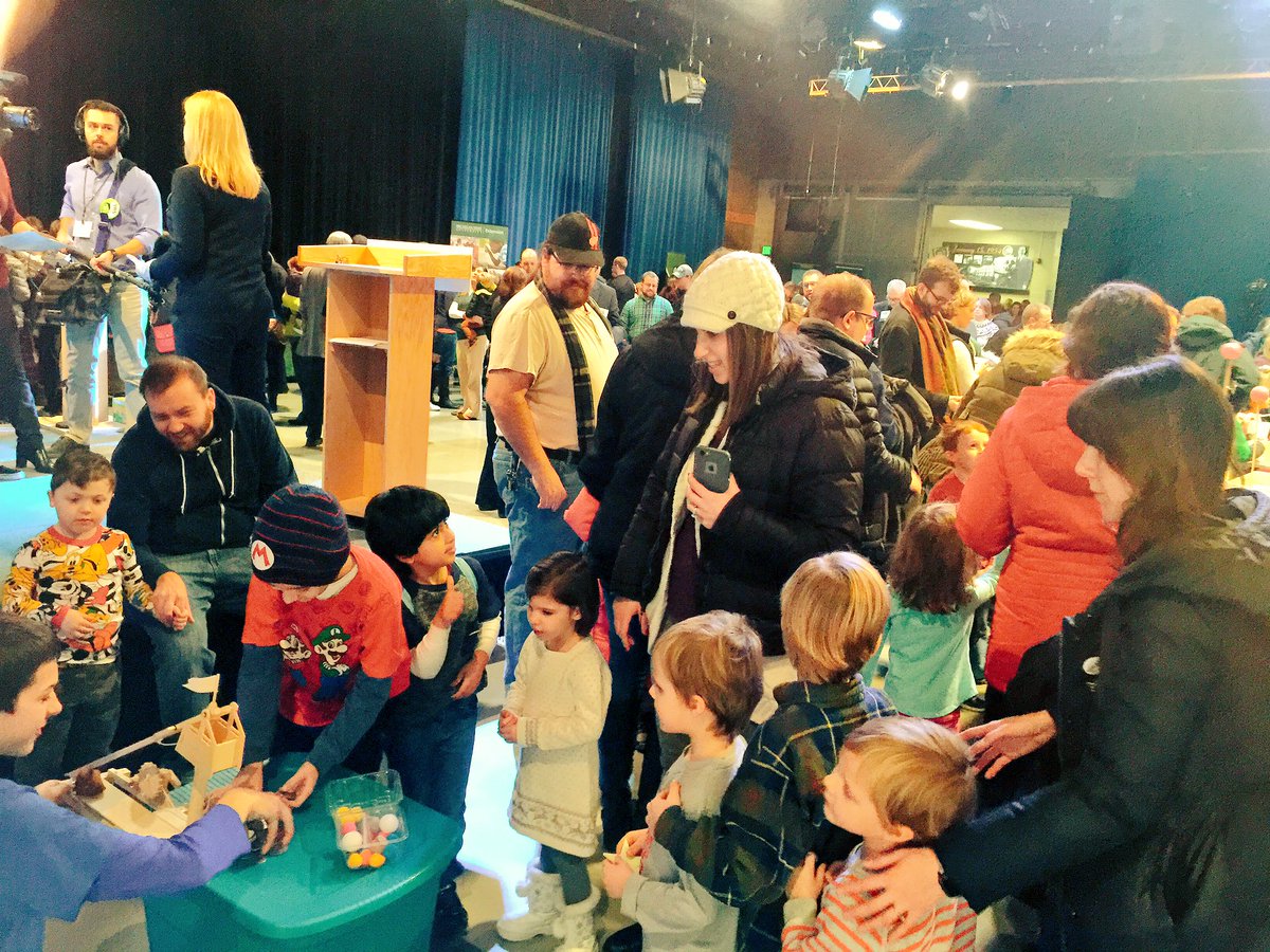Rangerdavie's tweet photo. Grateful for our @WKAR @PBS @PBSKIDS vision, leadership and service to our community. #4YoS π https://t.co/LrllLRYLGO