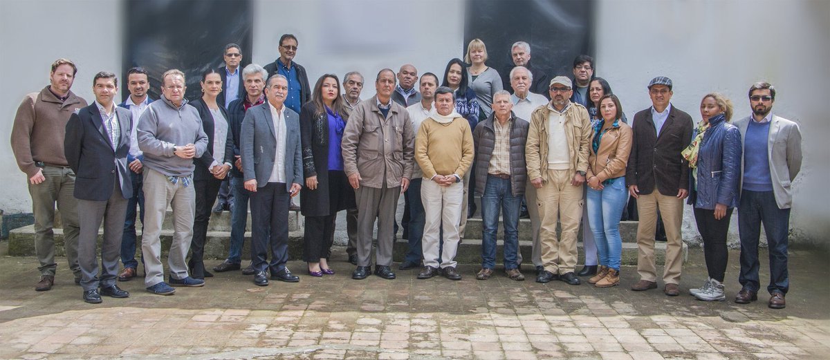 Desde Ecuador la Revolución Bolivariana con su diplomacia de la paz construyendo la Patria Grande.
<a href="/NicolasMaduro/">Nicolás Maduro</a>