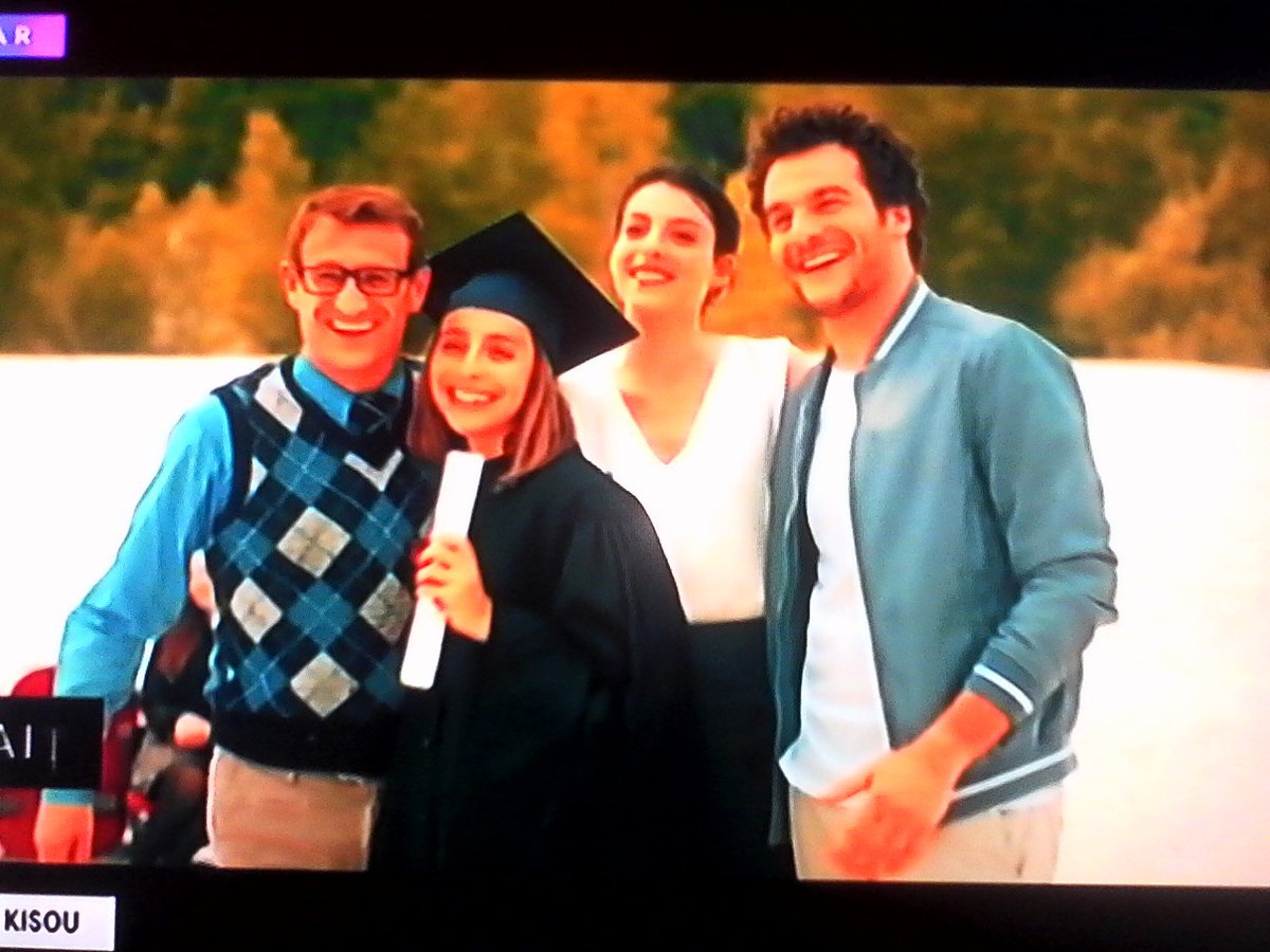 FanMartinGarri2's tweet photo. Cette chanson me redonne toujours le sourire @Amir_Off @CStar 💖😍💞💥🔥😂 suis moi stp !😍😍 https://t.co/SFTlYE0UWb