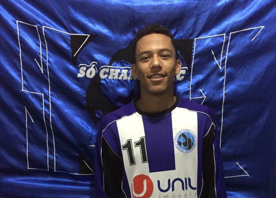 socharme_fut's tweet photo. PARABÉNS RAEL! 

Tudo de bom, muitas felicidades e saúde! 🎉👊🏻 https://t.co/hcsnjirJV3