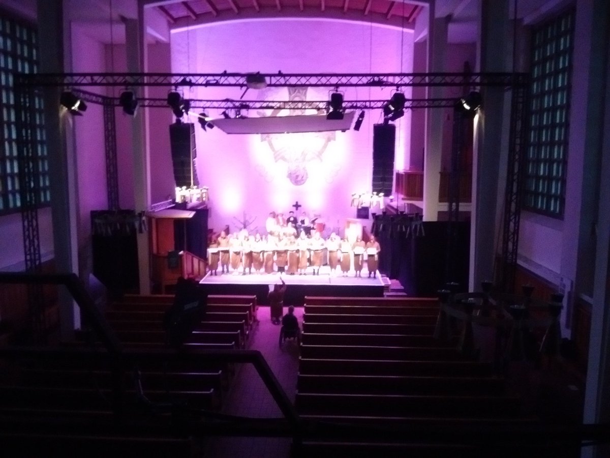 MusiktheaterChr's tweet photo. Generalprobe läuft. Wir freuen uns auf euch. Heut Abend. 1930. Christus-Kirche Wandsbek-Markt. Eintritt frei! #mtck #dmdpt https://t.co/gTlPO0igq2