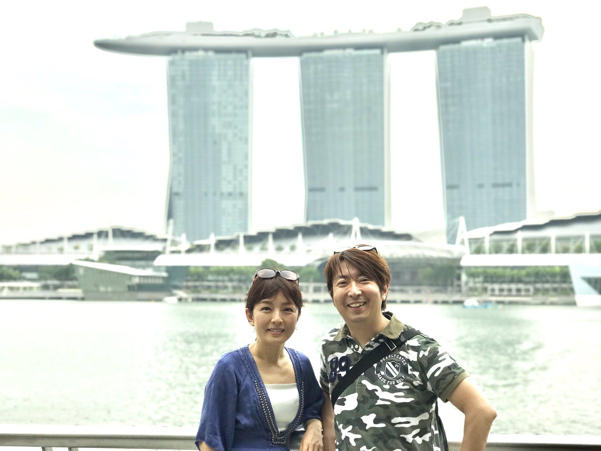 有村昆 映画コメンテーター على تويتر シンガポールにやって来ました おきまりのマーライオン アラブストリートではいずみんは安くてかわいいものを見つけるのが得意 夫婦での旅行は一年ぶりなので ゆっくりして楽しみたいと思います 僕の生まれた国は隣の
